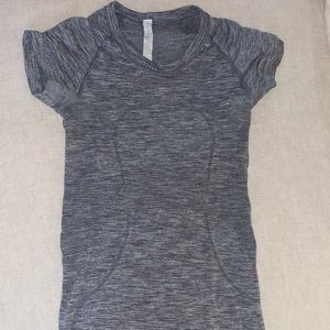 Lululemon grey swiftly tech short sleeve top